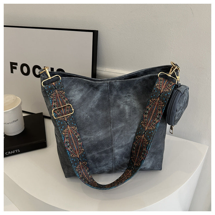 Large Capacity Fashion Vintage Wide Shoulder Strap Shoulder Bag