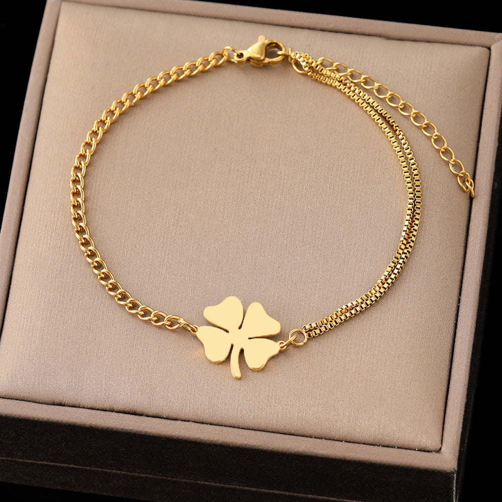 Creative Personality Retro Love Clover Titanium Steel Bracelet